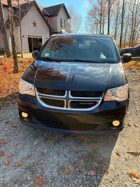 Dodge Grand Caravan 2019 photo 2