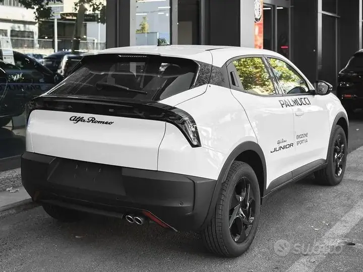 Alfa Romeo Junior 2026 photo 5