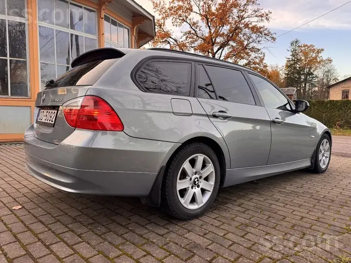 BMW 320 2006 photo 4