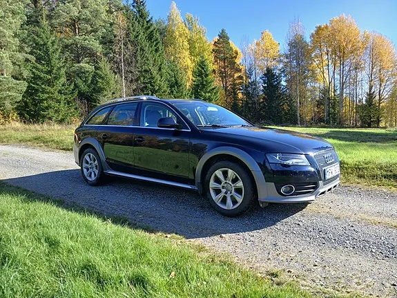 Audi A4 Allroad 2011 photo 2