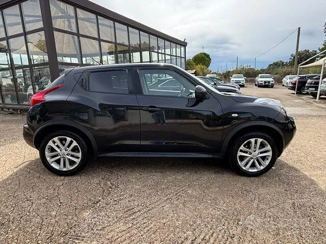 Nissan Juke 2011 photo 4