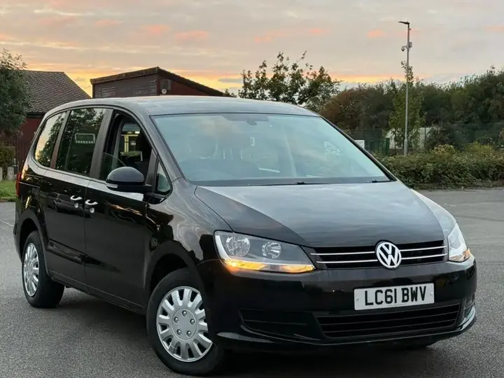 Volkswagen Sharan 2011 photo 5