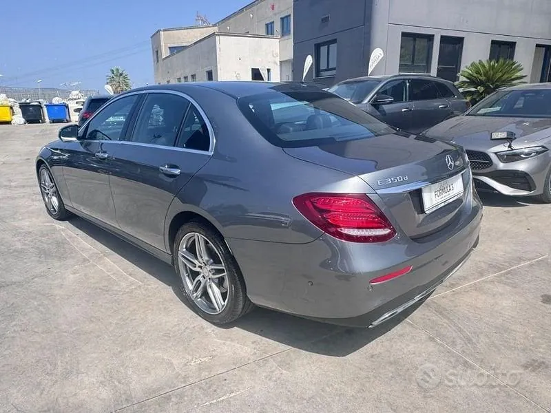 Mercedes-Benz E-Class 2017 photo 3