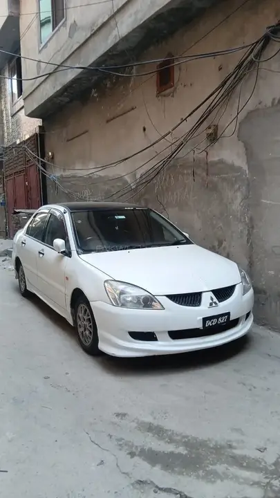 Mitsubishi Lancer