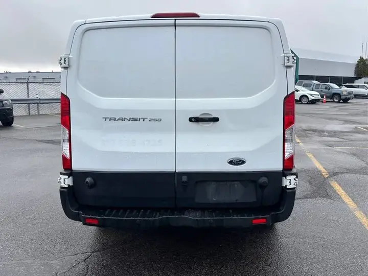 Ford Transit 2019 photo 5