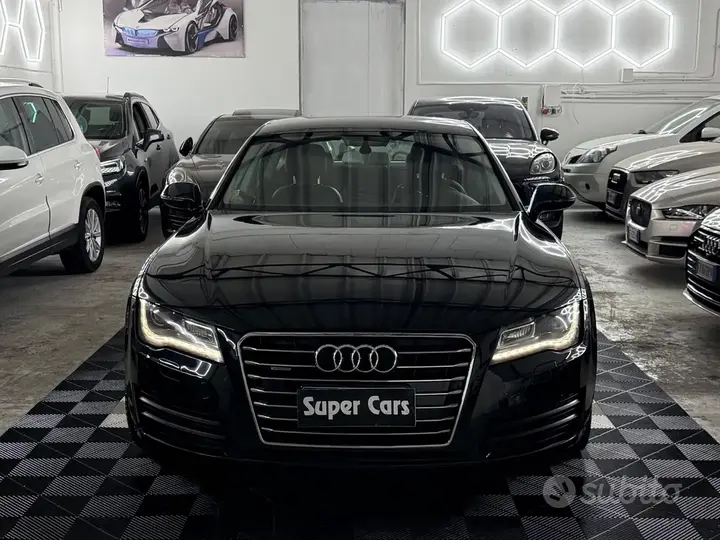 Audi A7 2012 photo 2