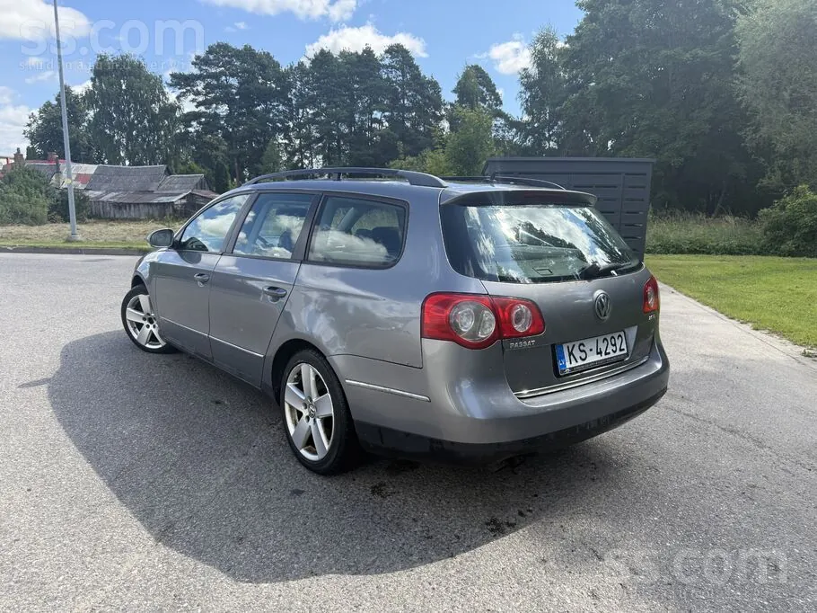 Volkswagen Passat 2006 photo 2