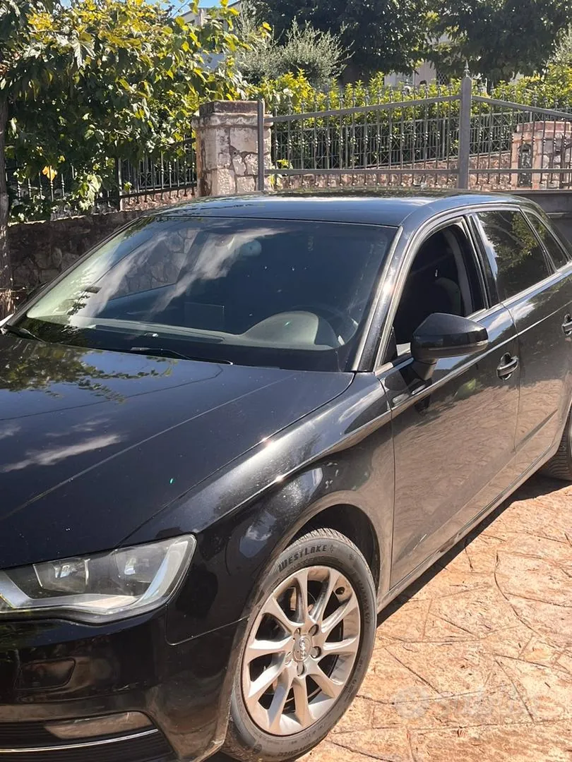 Audi A3 2015 photo 2