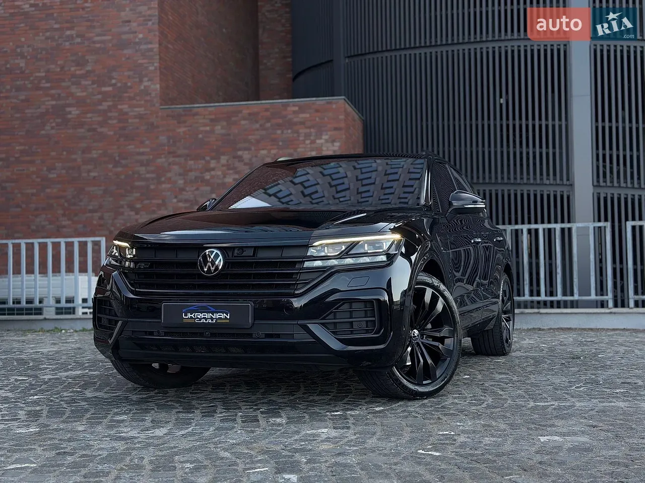 Volkswagen Touareg 2021 photo 2