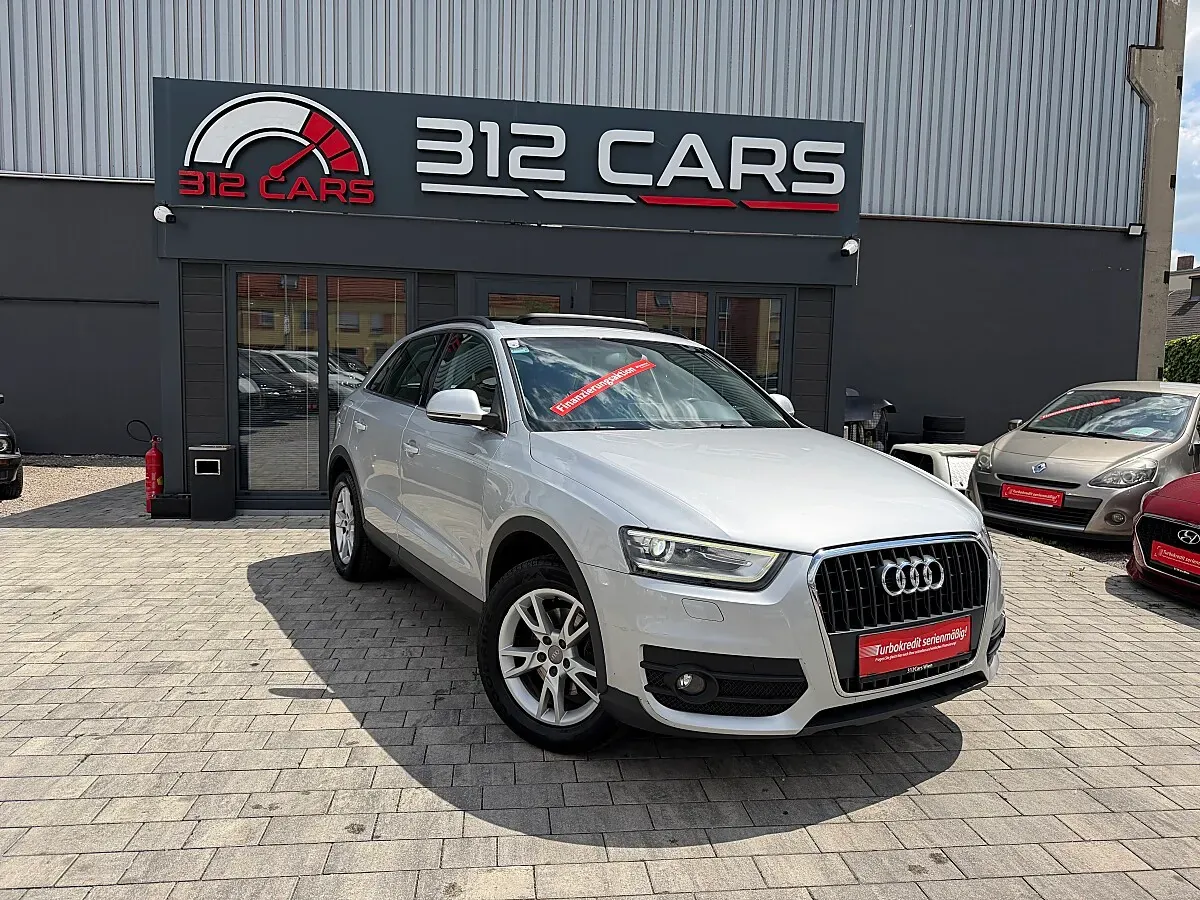 Audi Q3 2012 photo 2