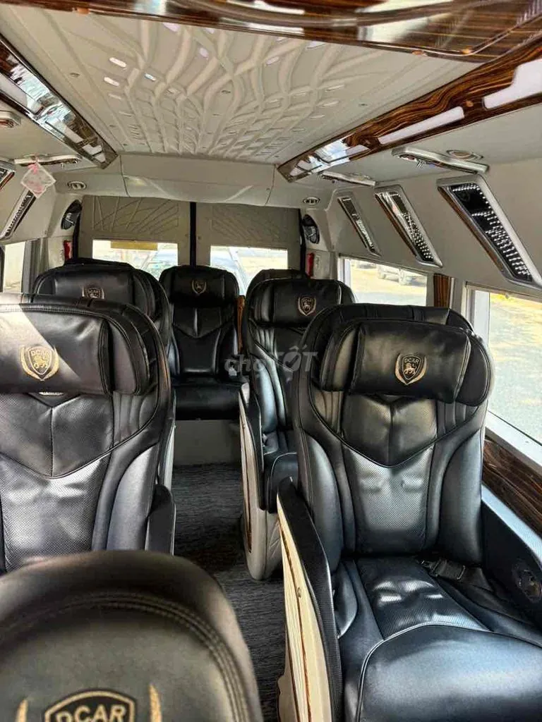 Ford Transit photo 5