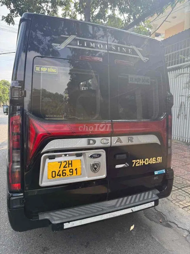 Ford Transit photo 2