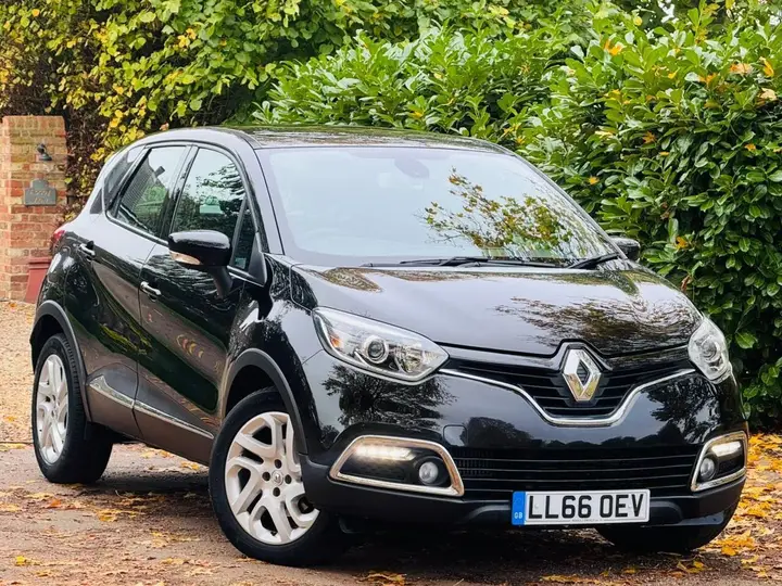 Renault Captur 2016 photo 2