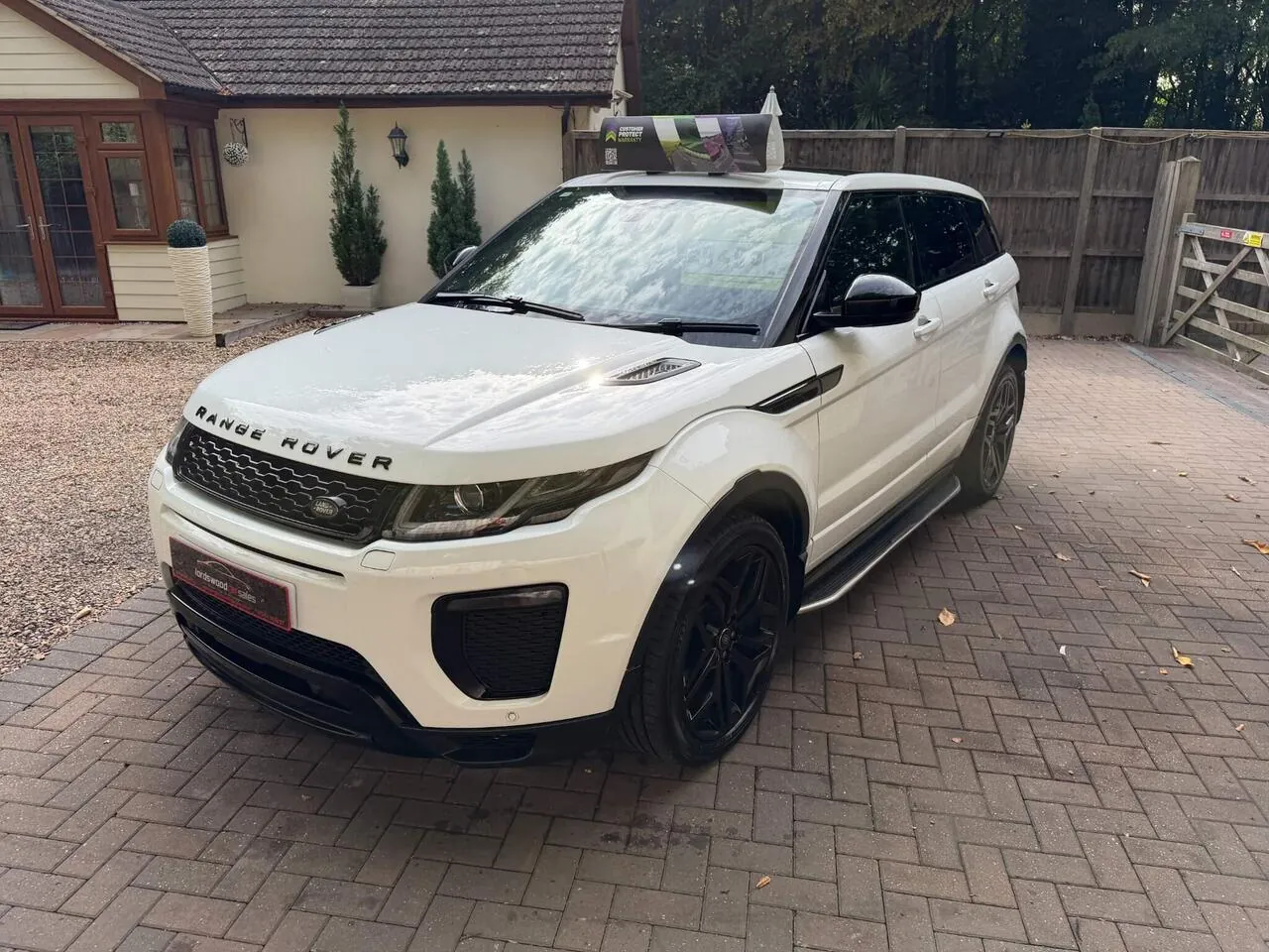 Land Rover Range Rover Evoque 2017 photo 3
