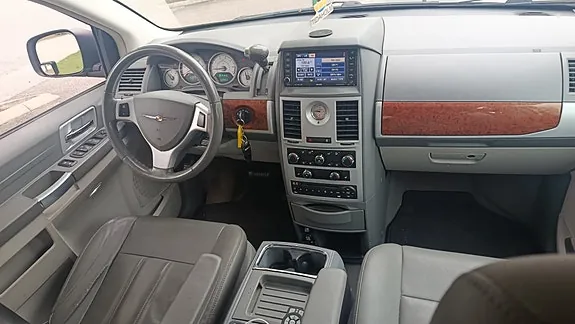 Chrysler Grand Voyager 2009 photo 4