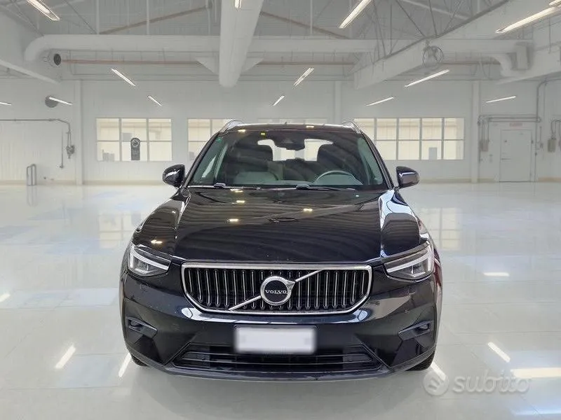 Volvo Xc40 2022 photo 2