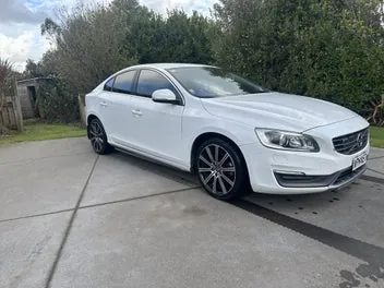 Volvo S60 2015 photo 2