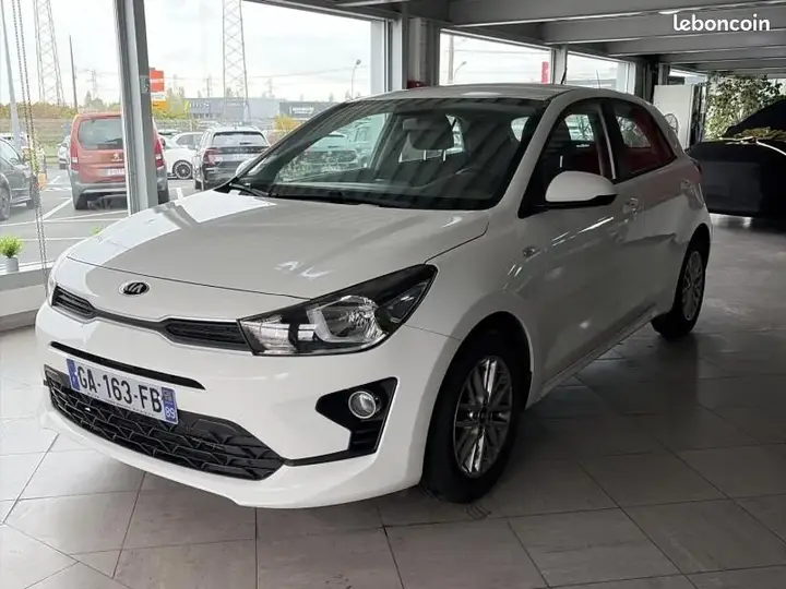 Kia Rio 2021 photo 2