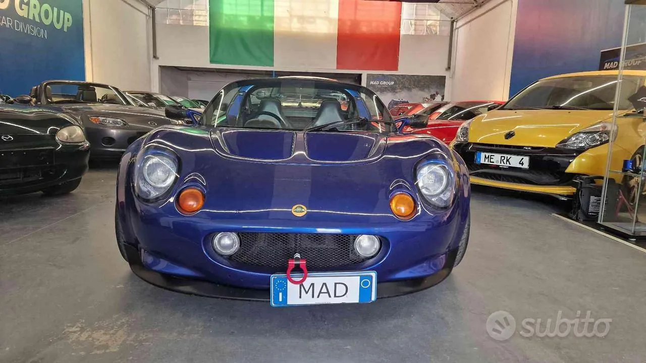 Lotus Elise 1999 photo 2
