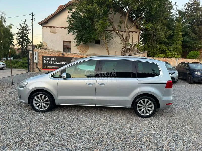 Volkswagen Sharan 2013 photo 2