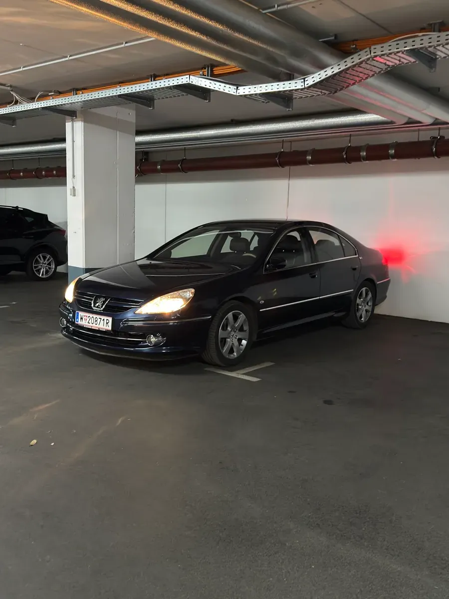 Peugeot 607