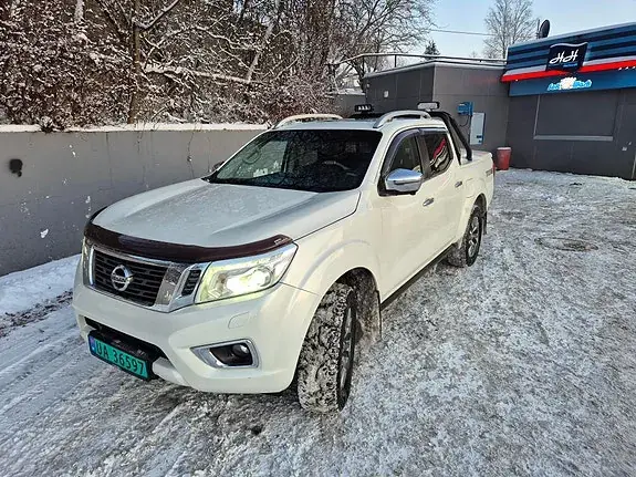 Nissan Navara 2017 photo 2