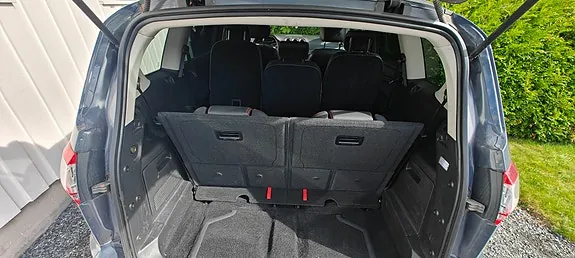 Ford S-Max 2010 photo 3