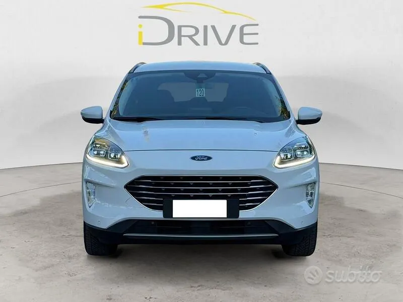 Ford Kuga 2023 photo 2