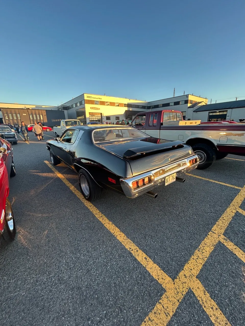 Plymouth Road Runner 1974 photo 3