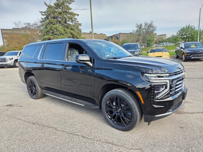 Chevrolet Suburban 2026 photo 4