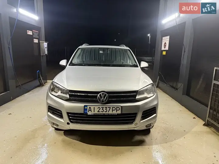 Volkswagen Touareg 2010 photo 2