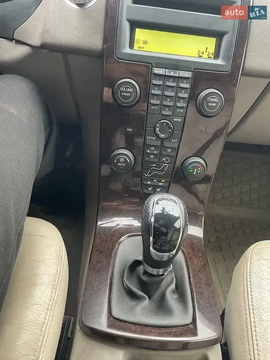 Volvo V50 2004 photo 4