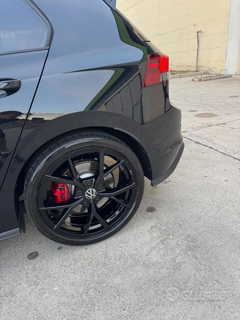 Volkswagen Golf 8 Gti 2024 photo 3