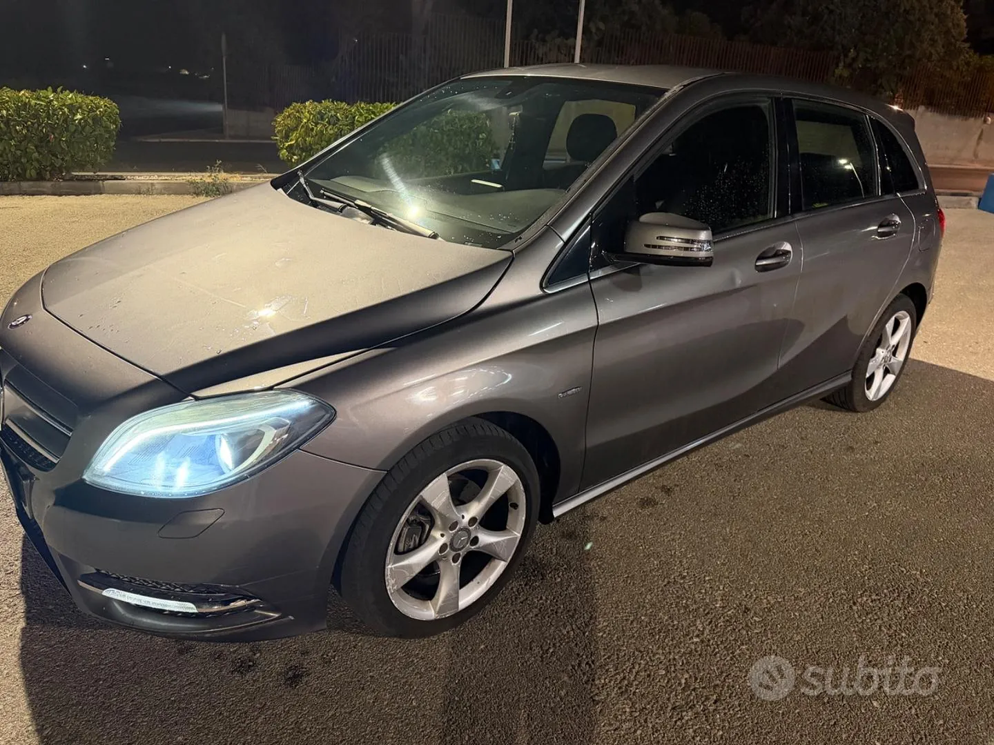 Mercedes-Benz B-Class 2012 photo 4