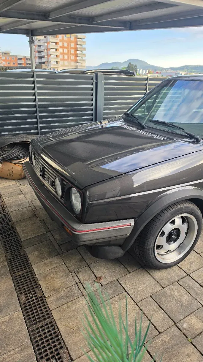 Volkswagen Golf 1987 photo 2