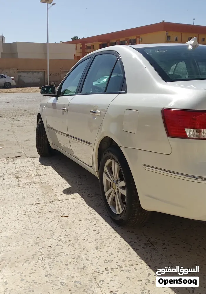 Hyundai Sonata 2008 photo 4