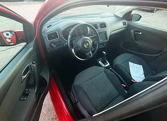 Volkswagen Polo 2011 photo 5