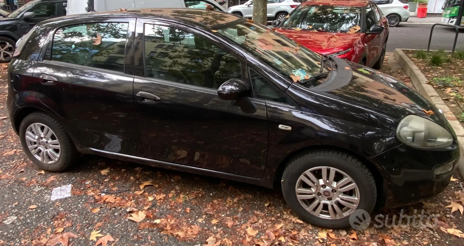 Fiat Grande Punto 2012 photo 3