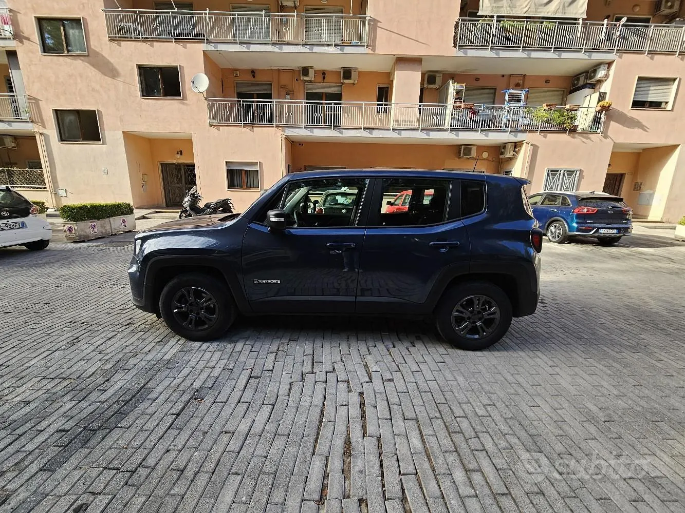 Jeep Renegade 2024 photo 4