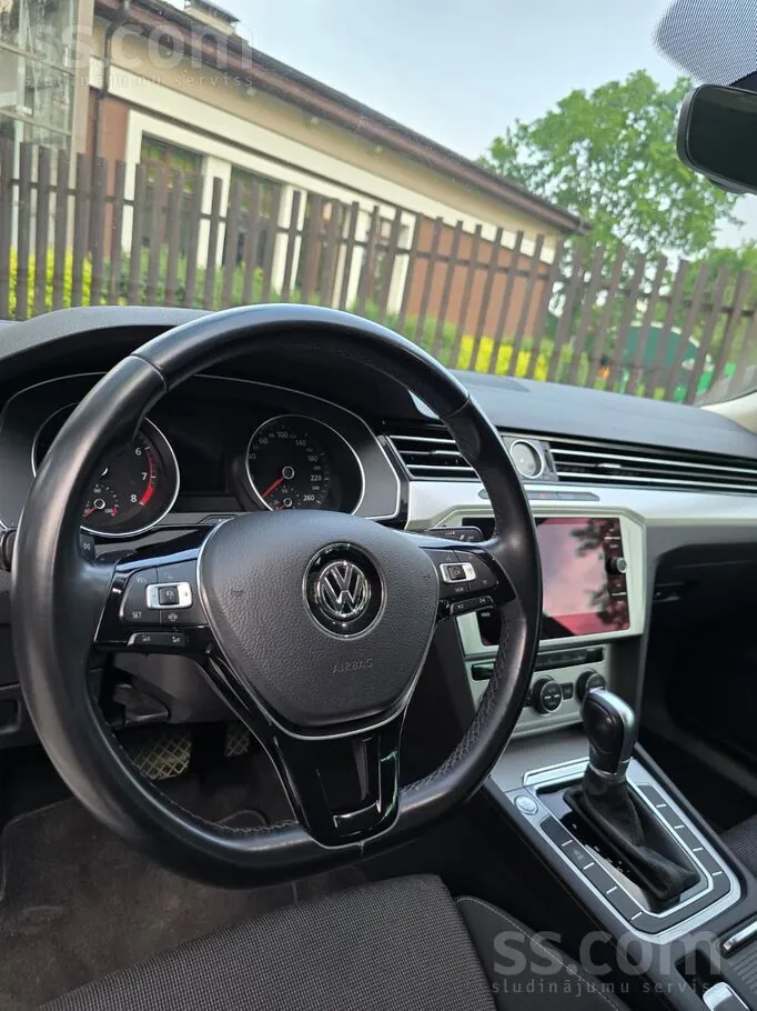 Volkswagen Passat 2019 photo 3
