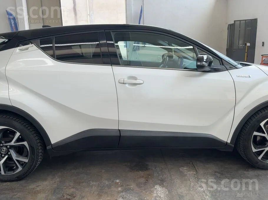 Toyota C-Hr 2017 photo 5