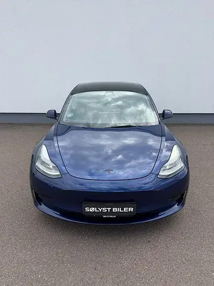 Tesla Model 3 2021 photo 2