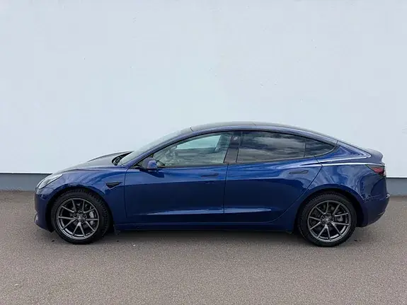 Tesla Model 3 2021 photo 4