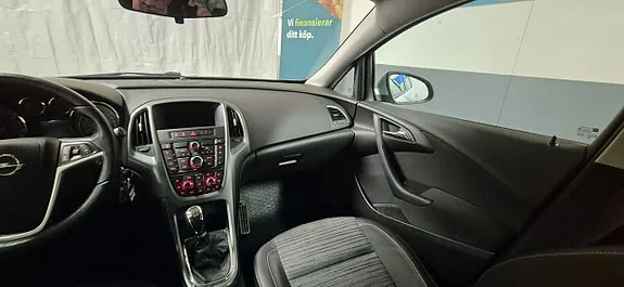 Opel Astra 2015 photo 4