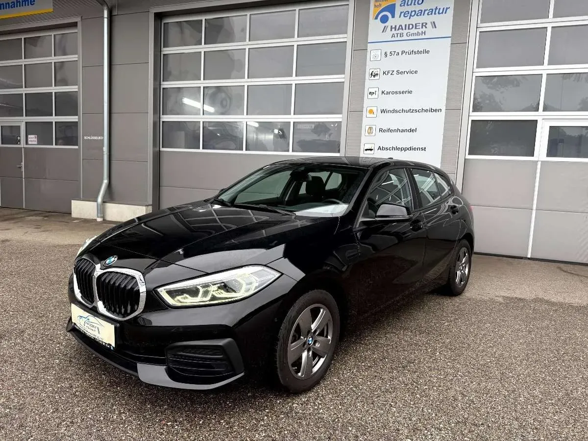BMW 1 Series 2021 photo 3