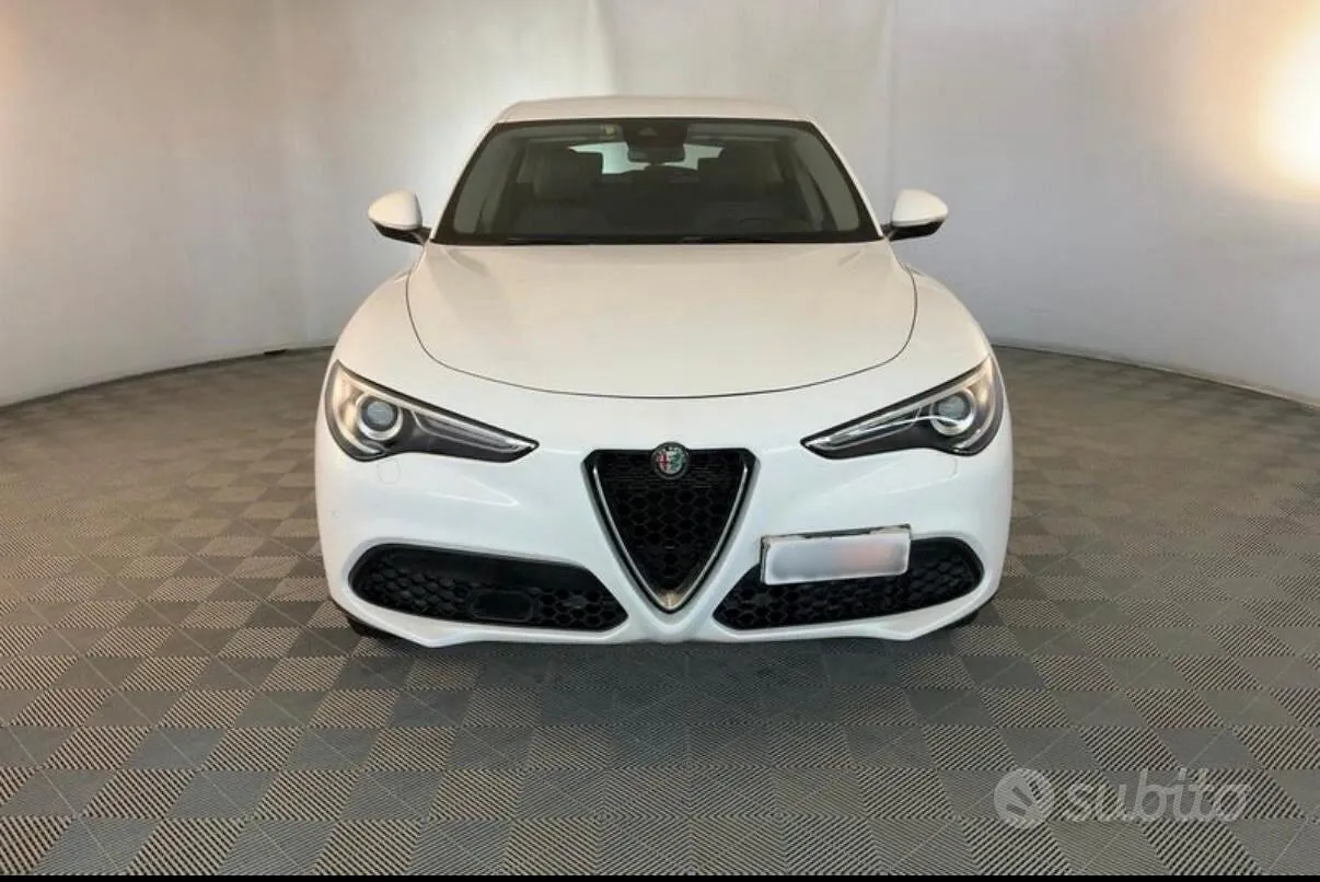 Alfa Romeo Stelvio 2019 photo 2