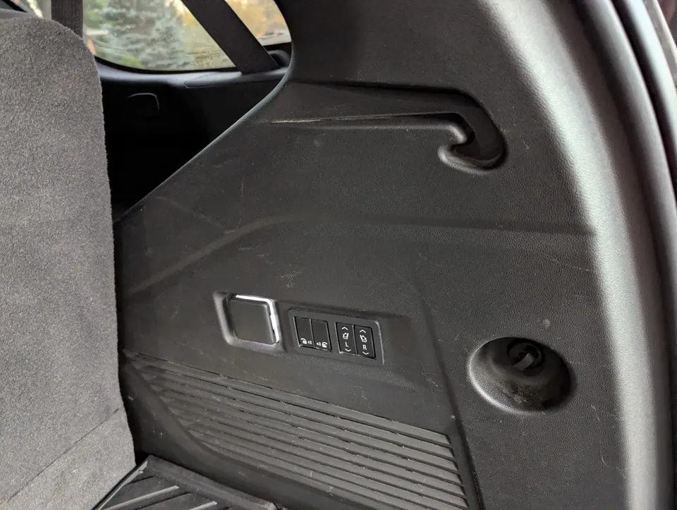 GMC Yukon 2021 photo 4