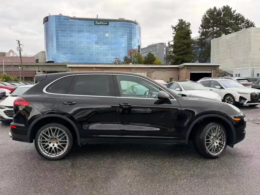 Porsche Cayenne 2016 photo 4