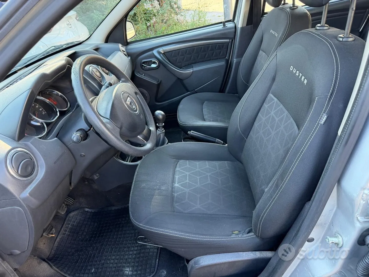 Dacia Duster 2015 photo 5