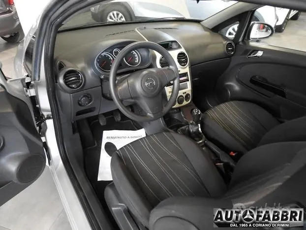 Opel Corsa 2008 photo 2